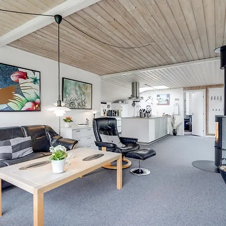 Cozy In Sydals With Sauna Сasa de vacaciones *