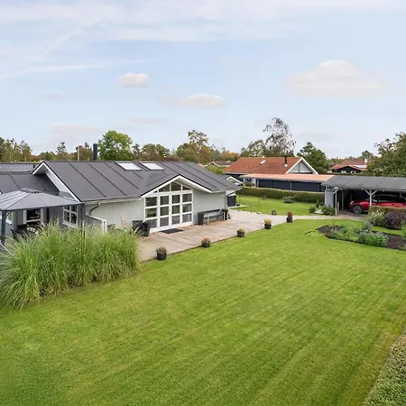 Cozy In Sydals With Sauna Nedre Lysabild